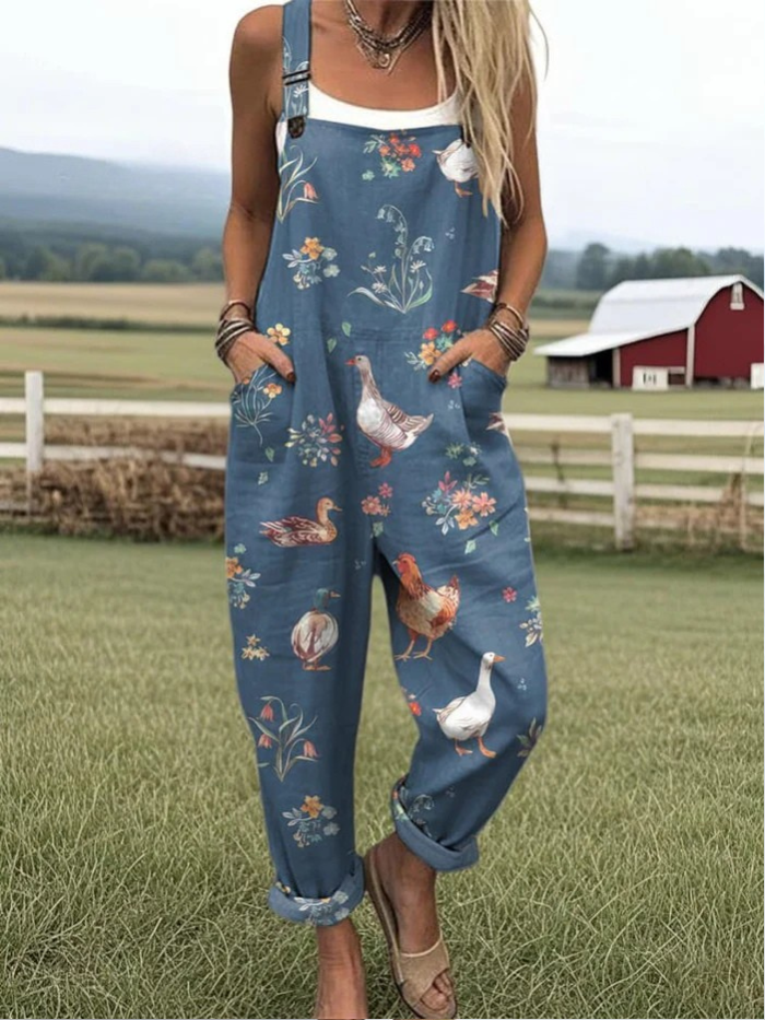 Farmhouse Charm Jumpsuit – Lighthearted Print for Laid-Back Days