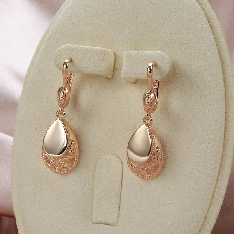 Merel Teardrop Earrings