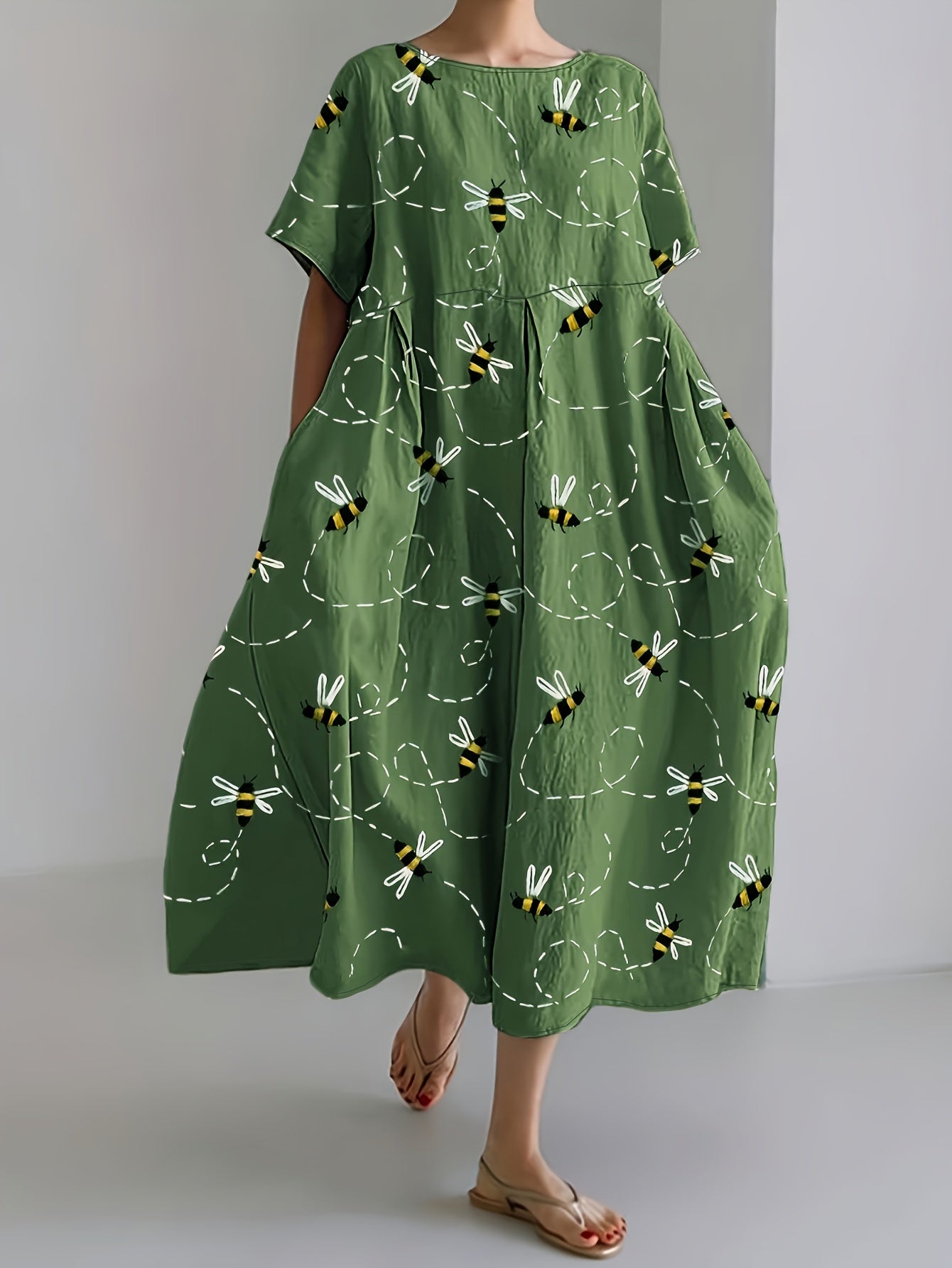 Bee Garden Dress – Floral Charm with a Touch of Whimsy