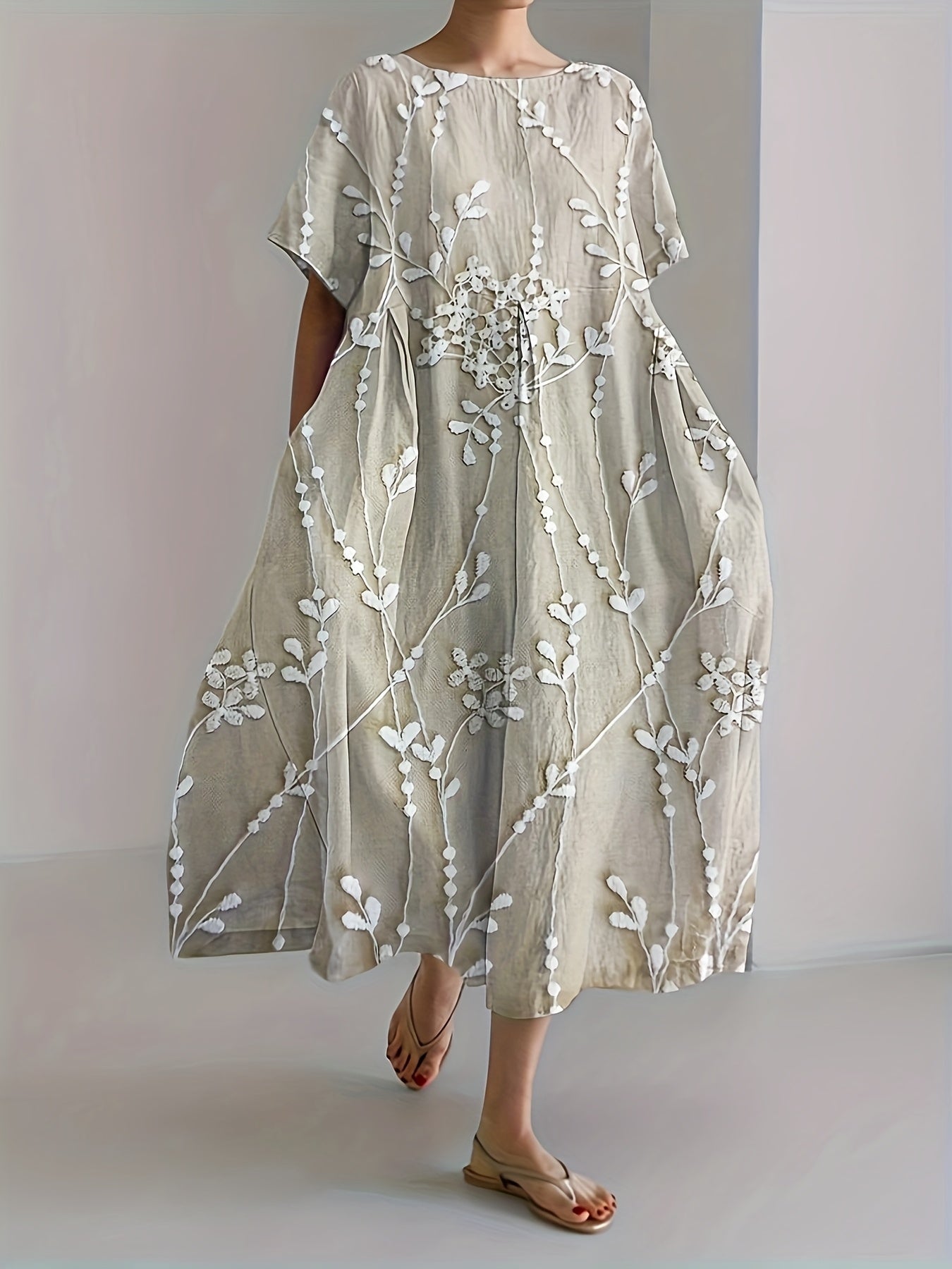 Ivory Garden Midi – Clean Lines, Classic Feel